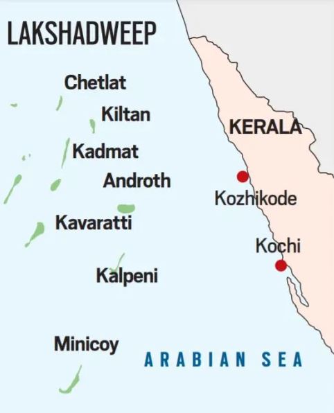 Islands in the Arabian Sea